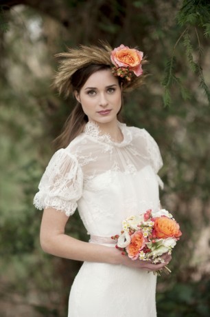 Blumenkränze zum Brautkleid